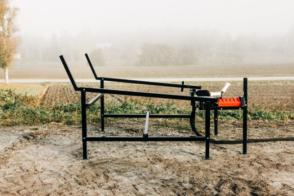 log-deck-with-additional-infeed-roller Palax Firewood Processor - Palax Log Deck