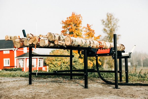 log-deck-with-logs-002 Palax Firewood Processor - Palax Log Deck