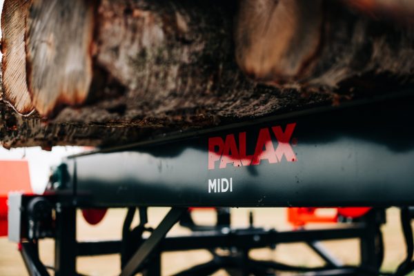 palax-midi-log-table-004 Palax Firewood Processor - Palax Midi Deck