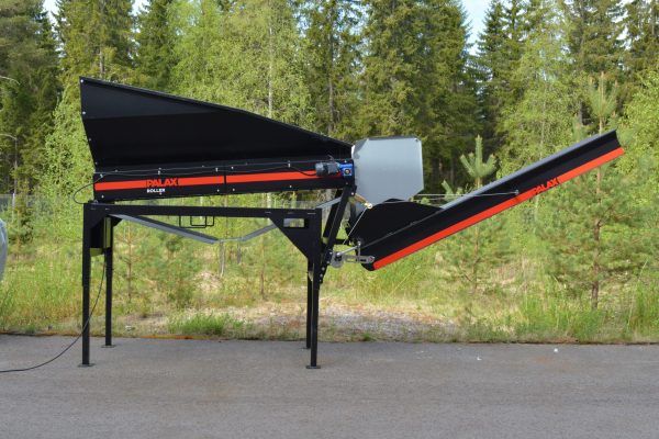 palax-roller-cleaning-firewoods-13 Palax Firewood Processor - Roller Cleaner